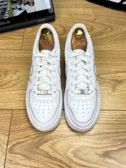 Nike Air Force 1 Low (38.5)