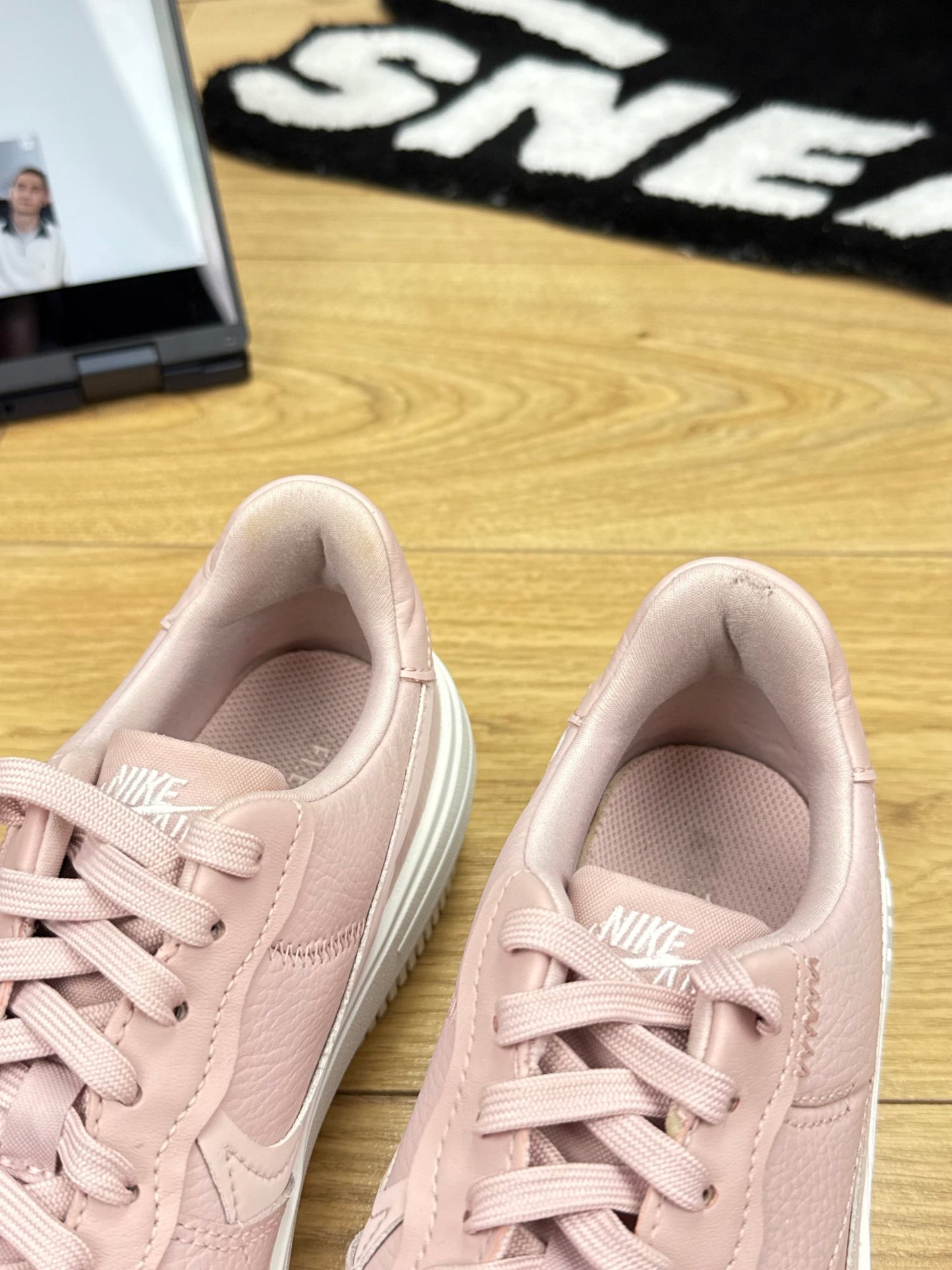 Nike Air Force 1 Plt.Af.Orm (40)