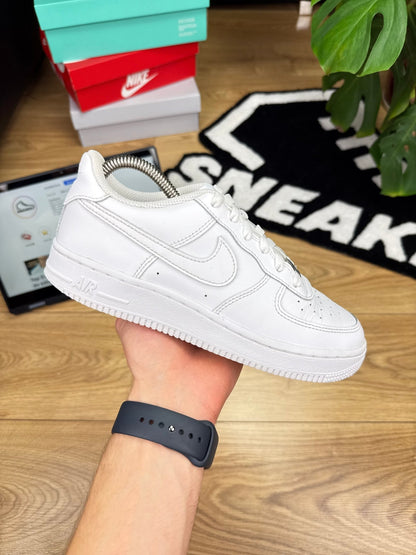 Nike Air Force 1 Low (37.5)