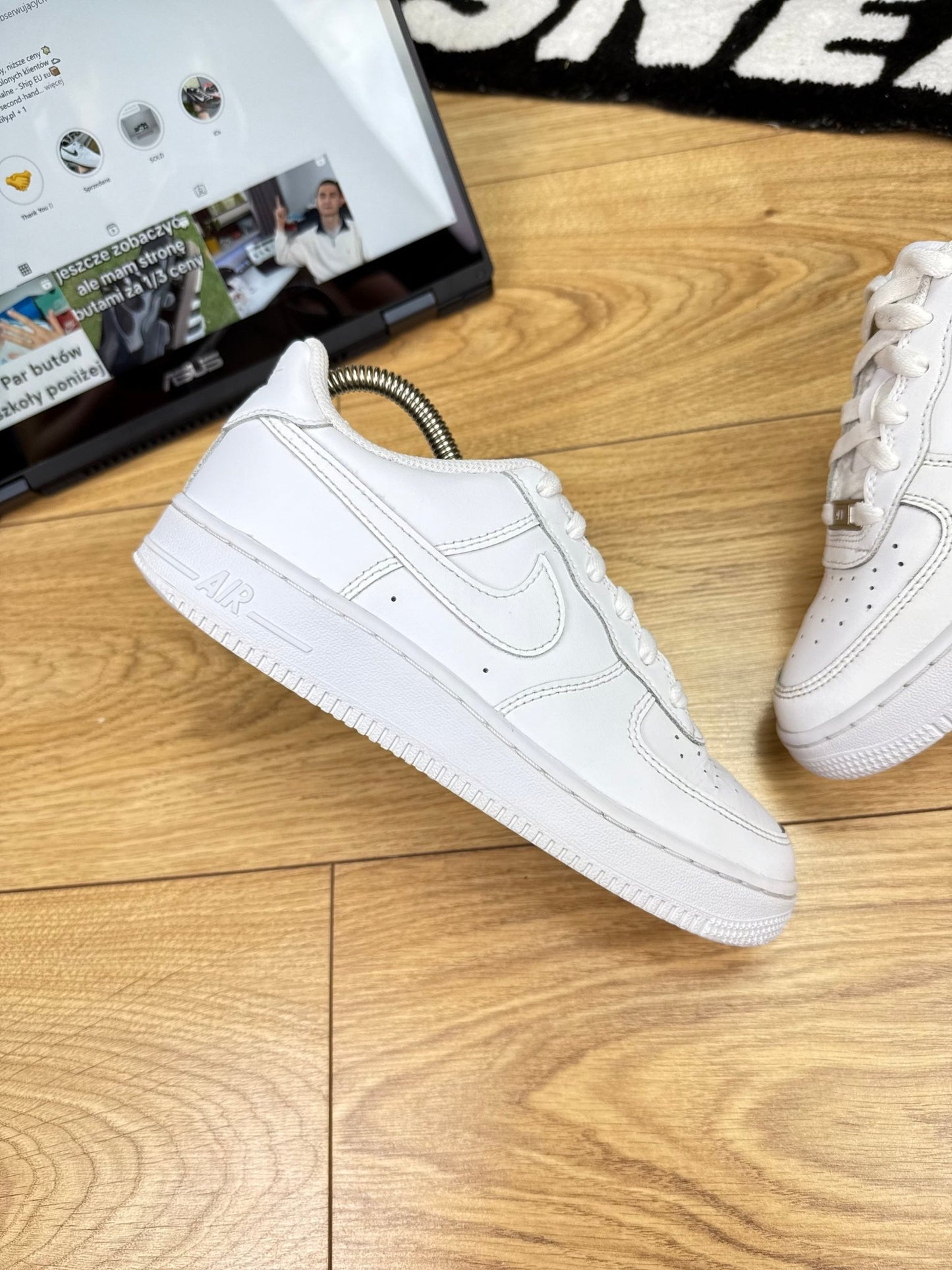 Nike Air Force 1 Low (37.5)