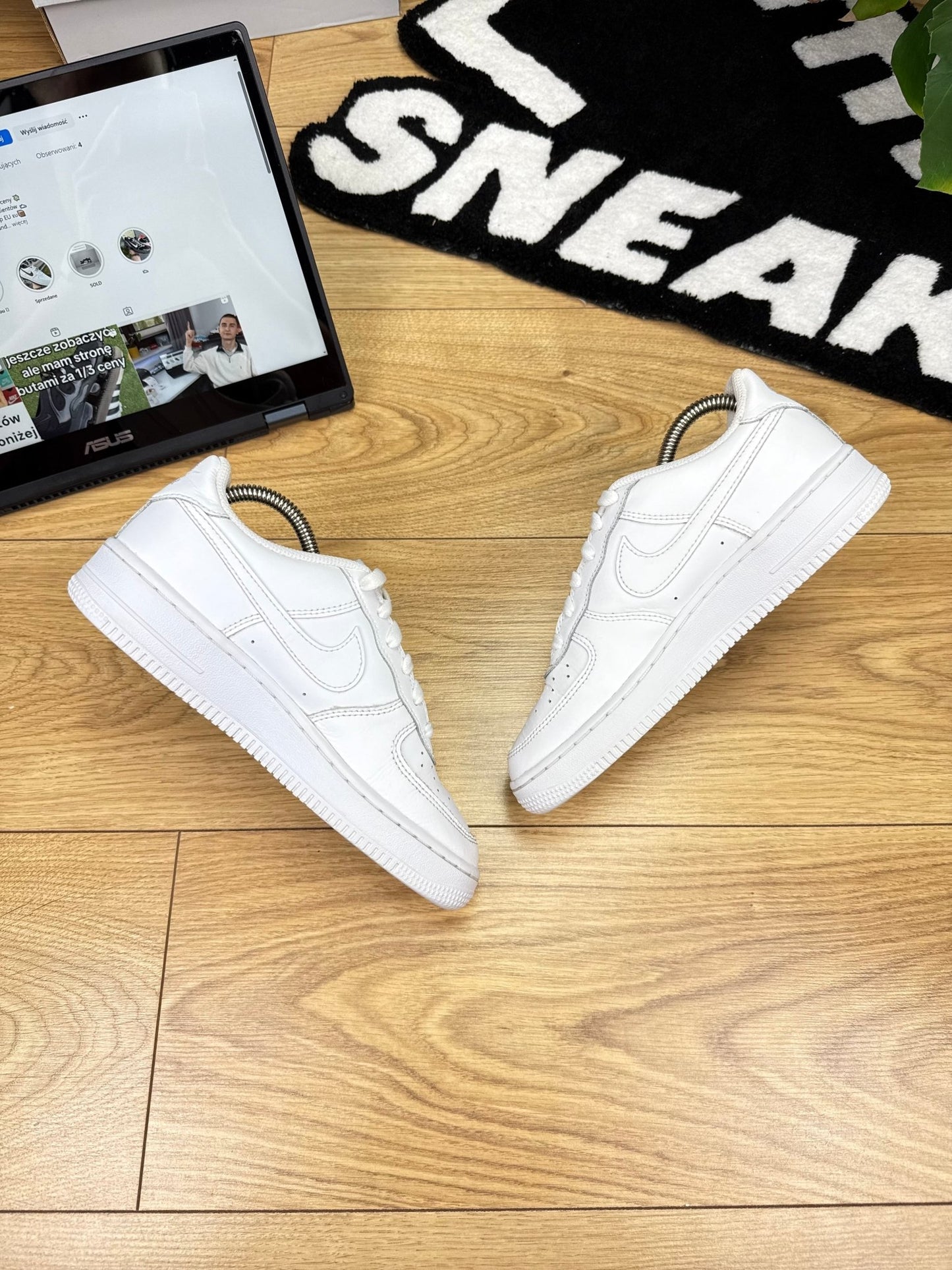 Nike Air Force 1 Low (37.5)