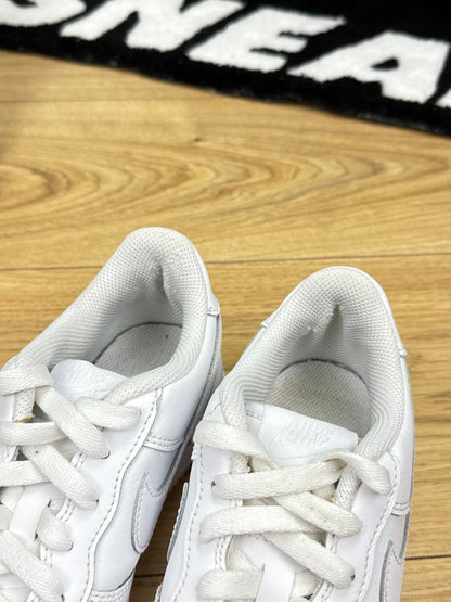 Nike Air Force 1 Low (37.5)