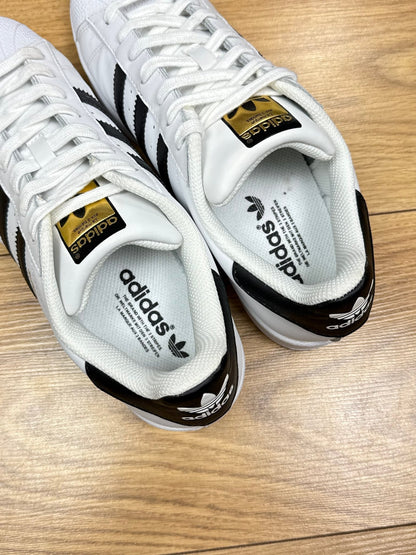 Adidas Superstar (44 2/3)