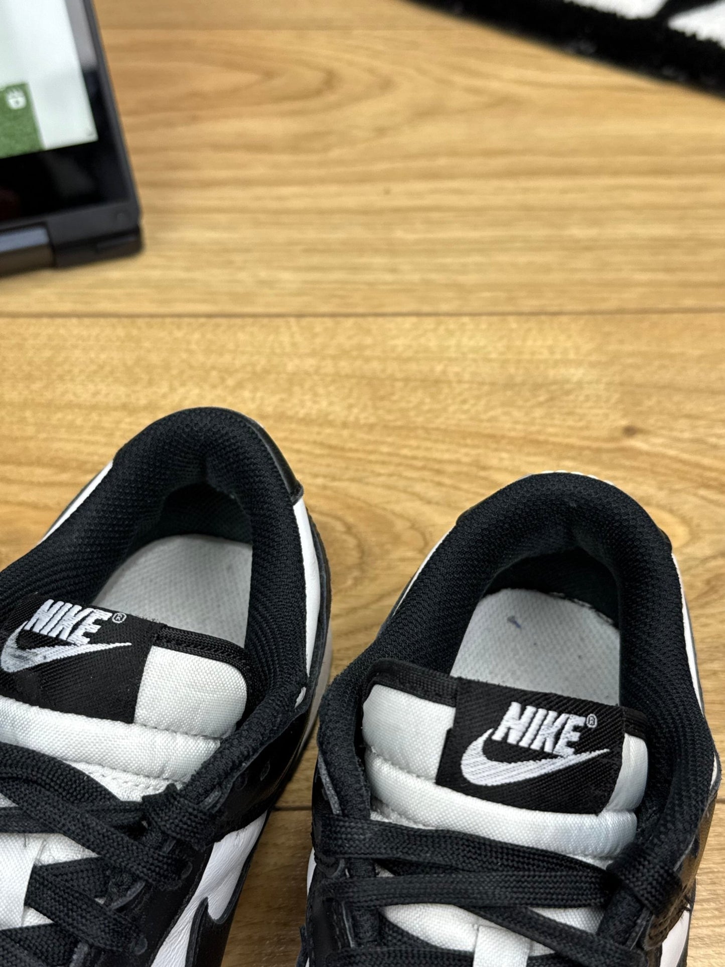 Nike Dunk Low Panda (38)