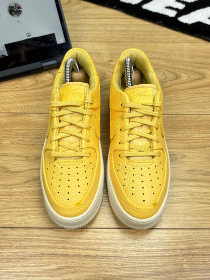 Nike Air Force 1 Sage (37.5)