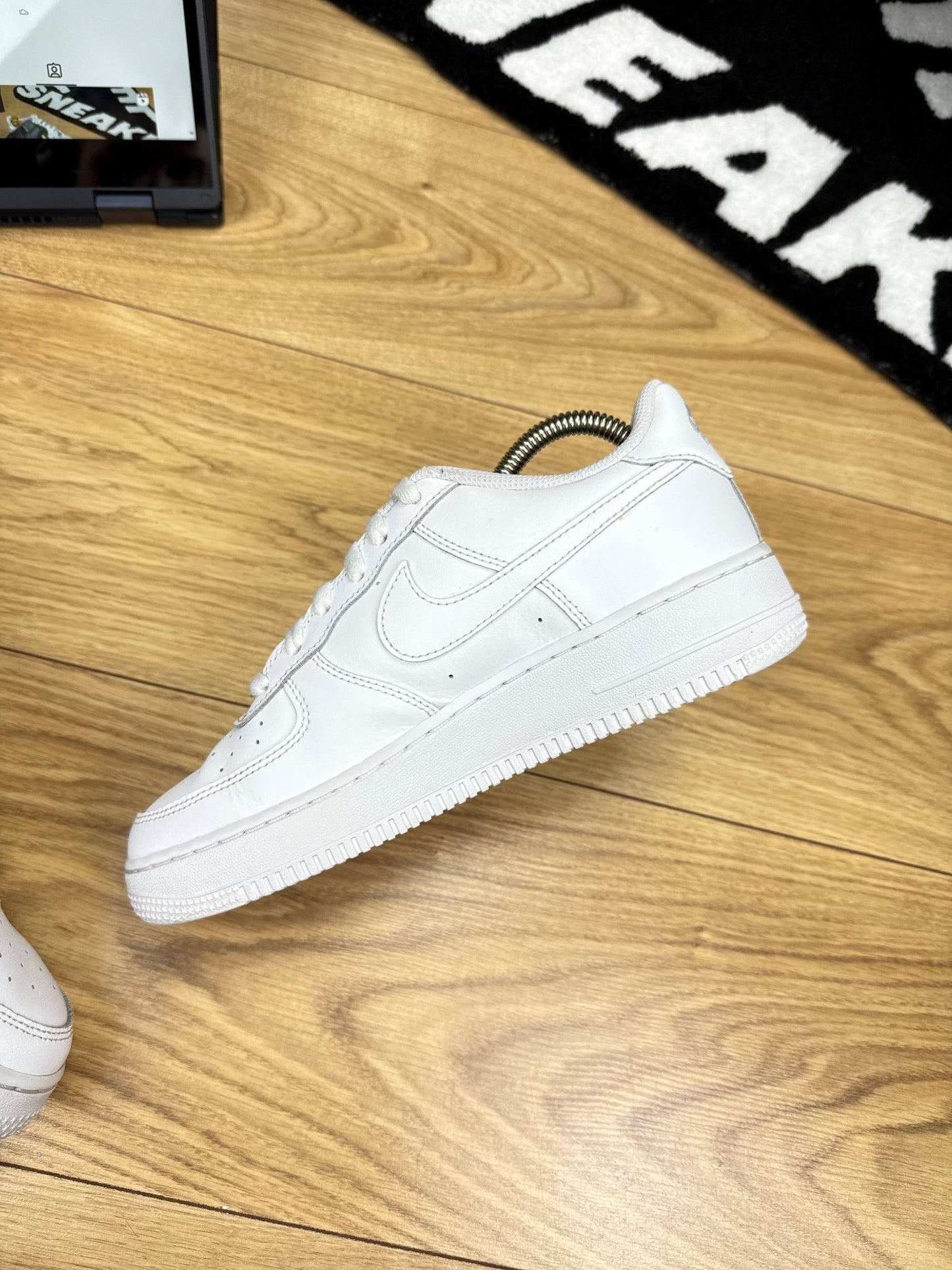 Nike Air Force 1 Low (38.5)