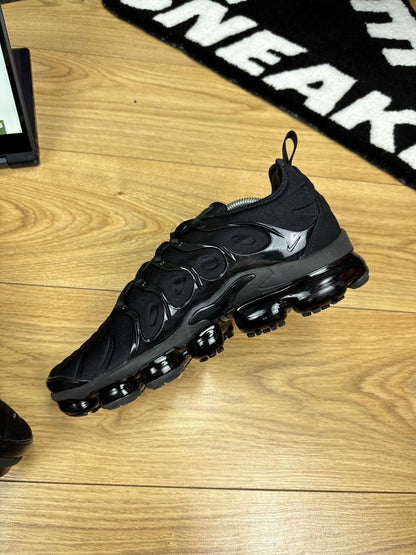 Nike Air Vapormax Plus (44)