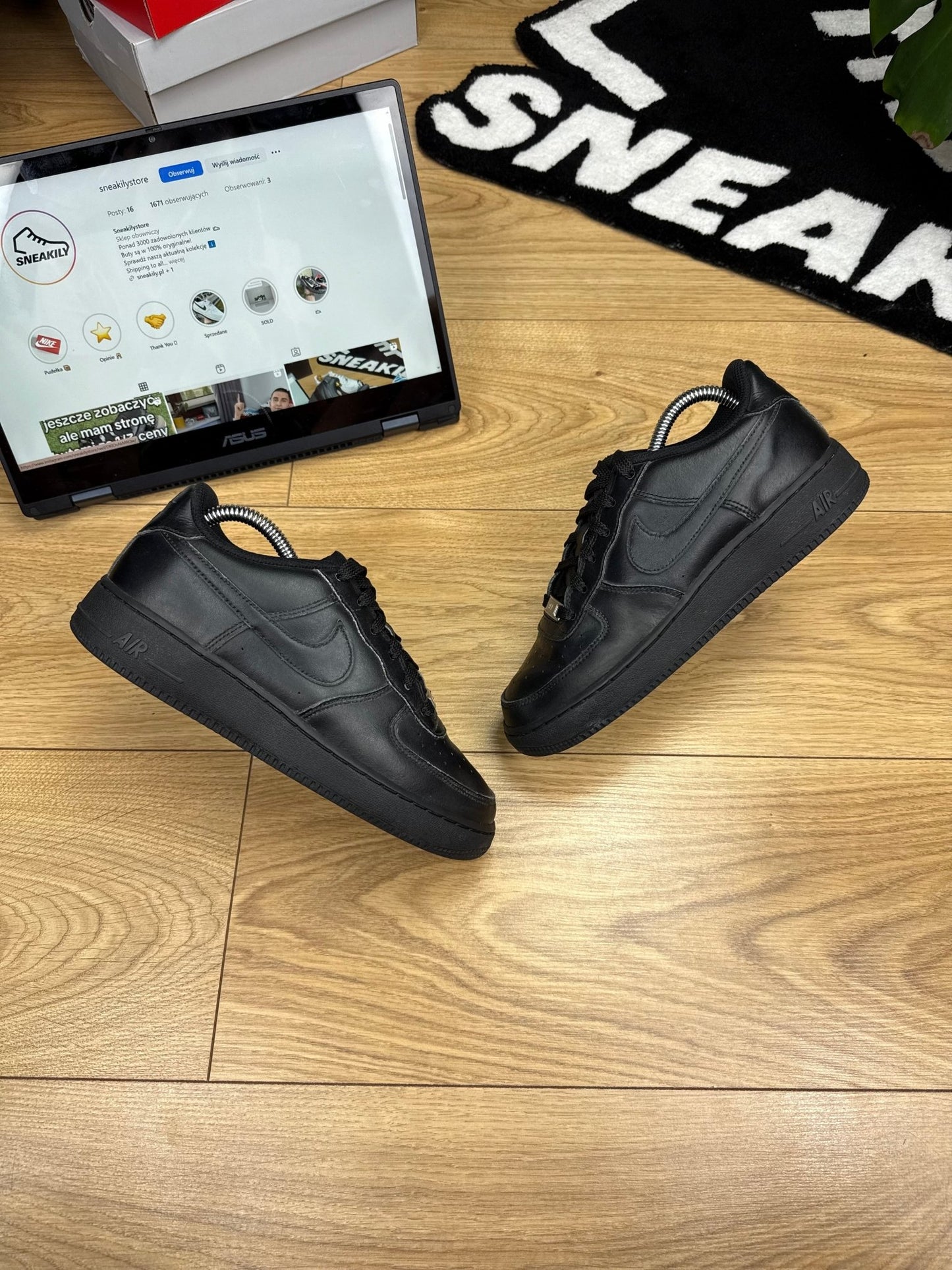 Nike Air Force 1 Low (38.5)