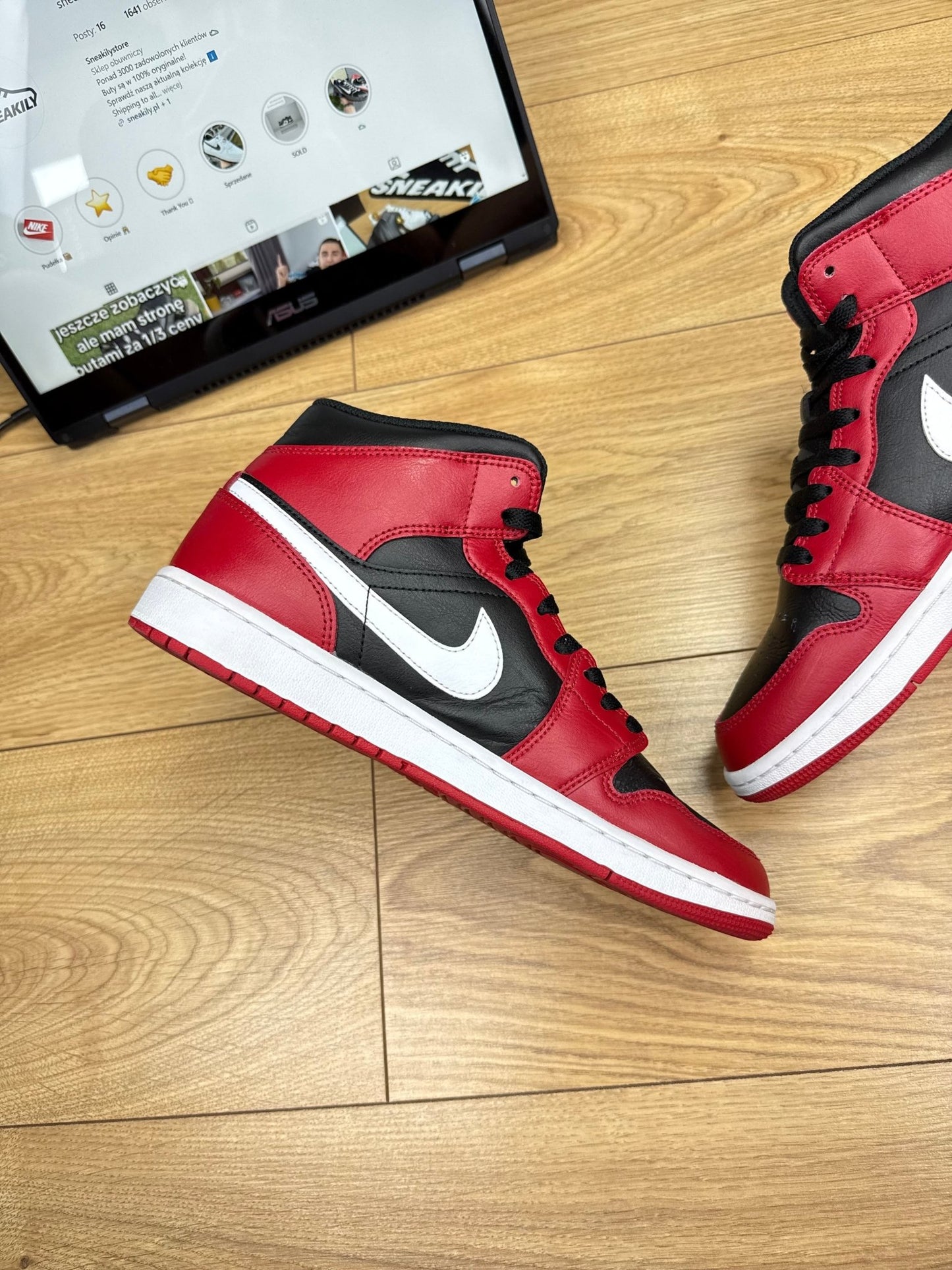 Nike Air Jordan 1 Mid (42.5)