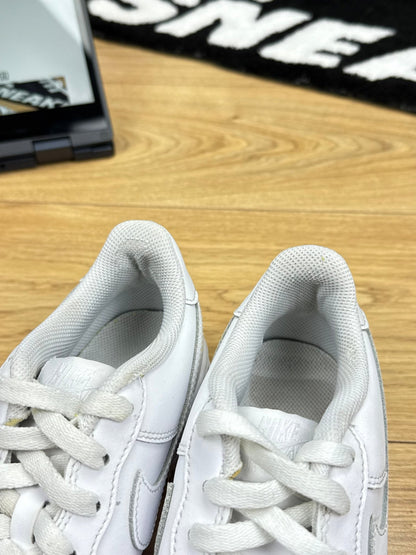 Nike Air Force 1 Low (38.5)