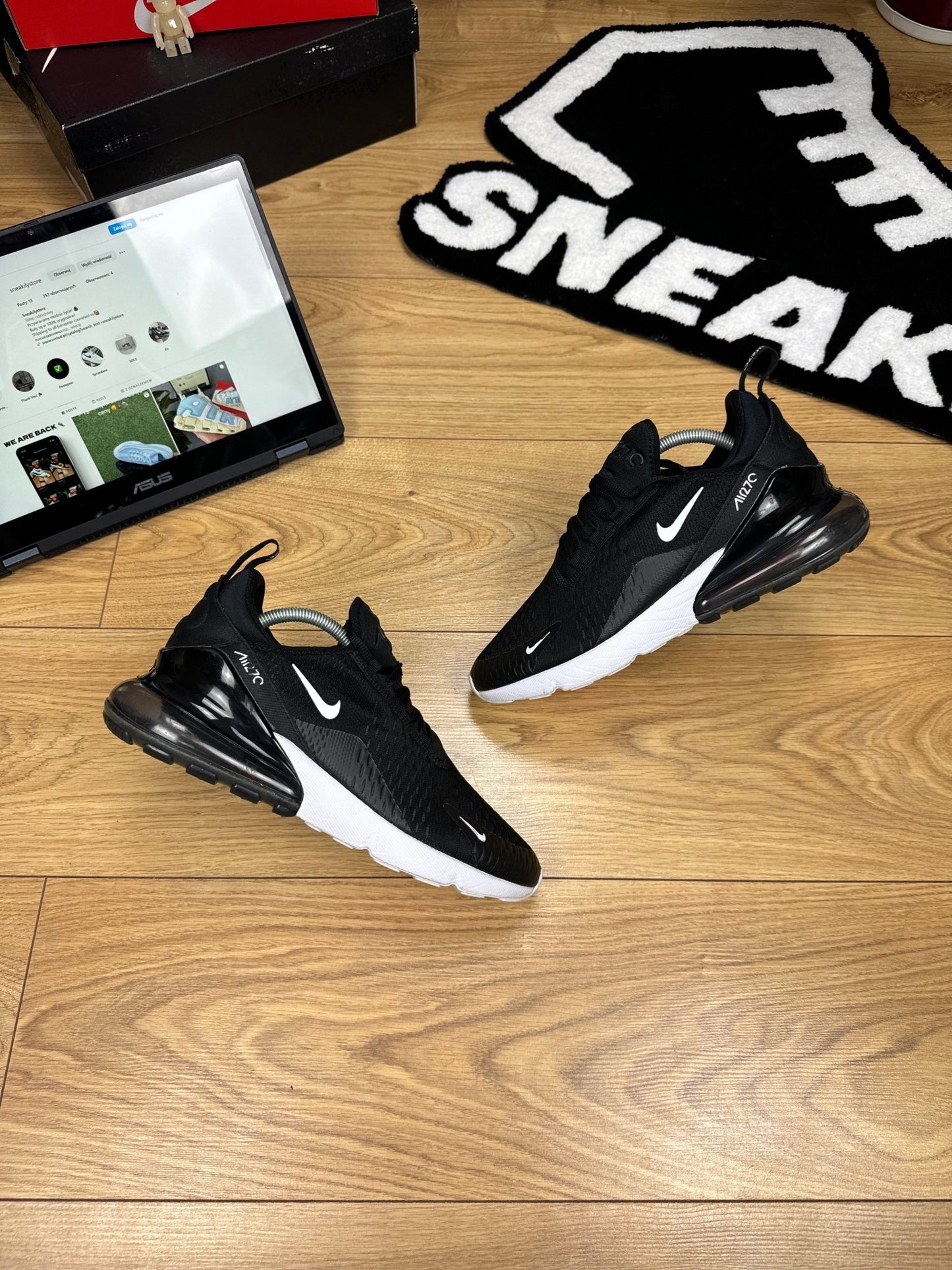Nike Air Max 270 (42.5)
