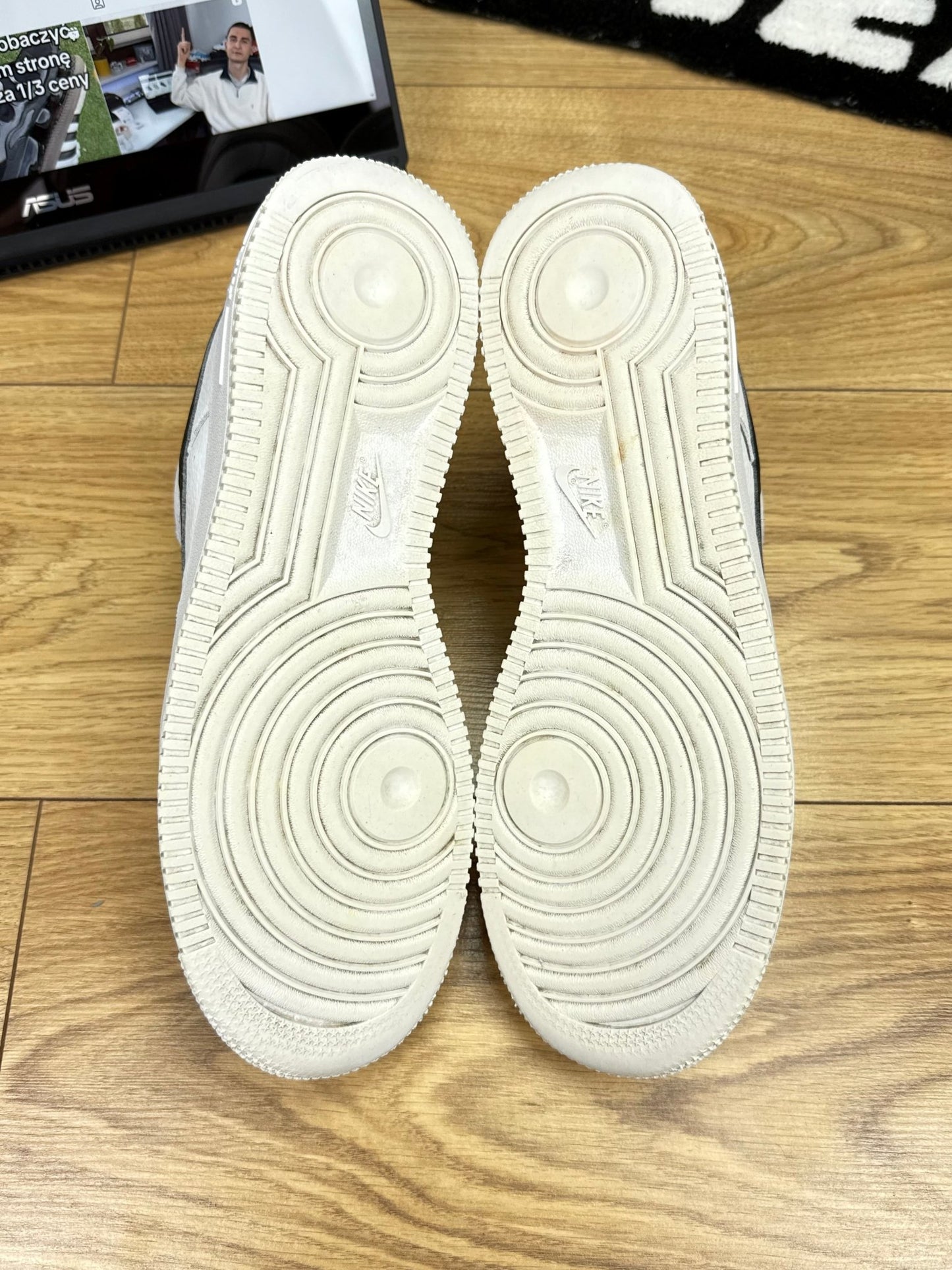 Nike Air Force 1 Low (43)