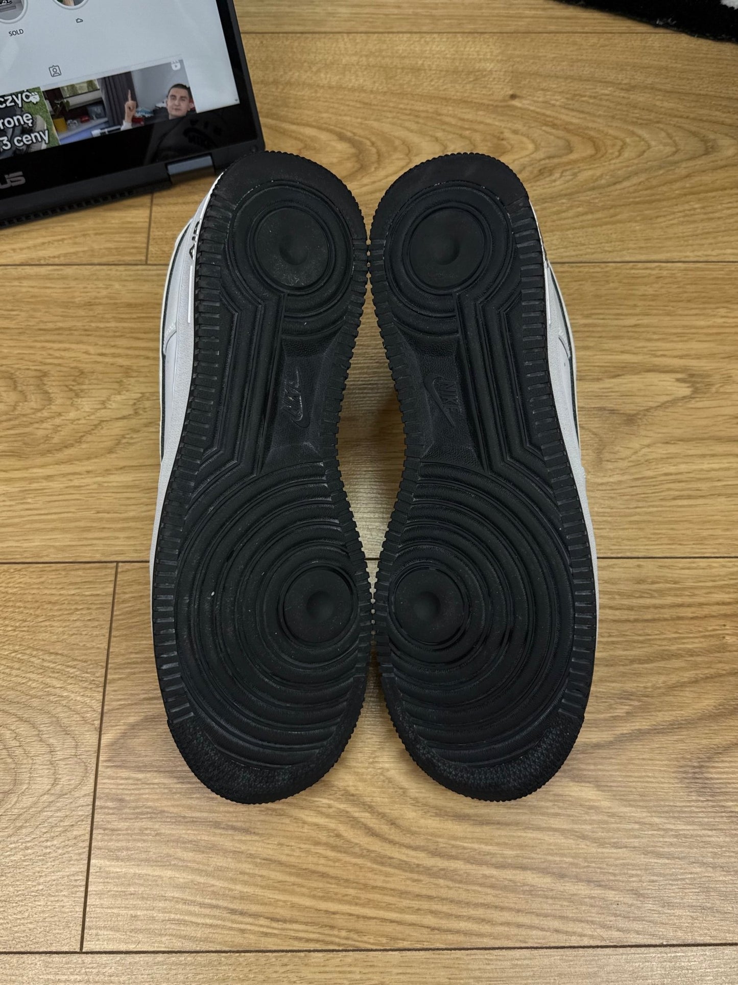 Nike Air Force 1 Low (44)