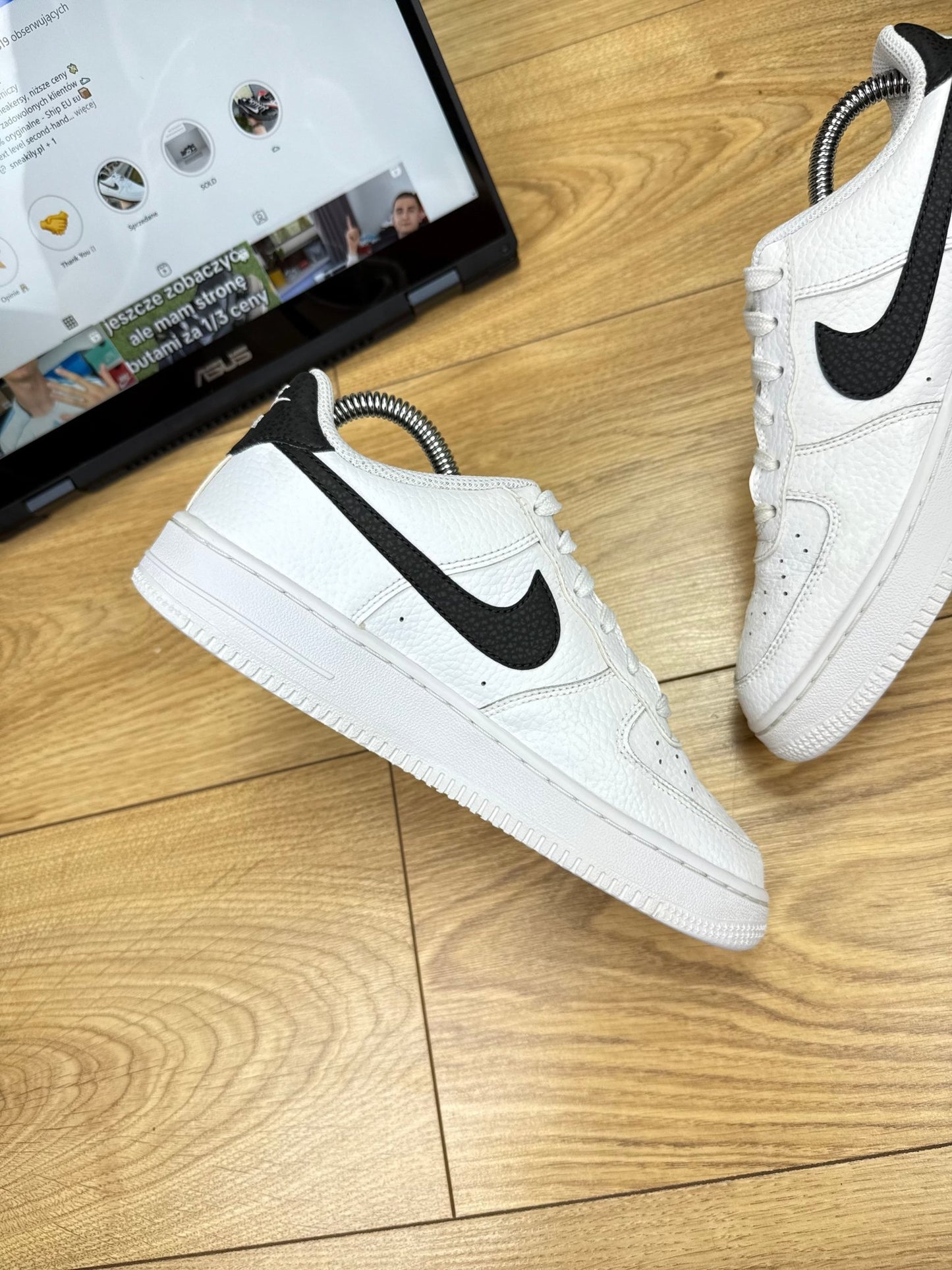 Nike Air Force 1 Low (37.5)