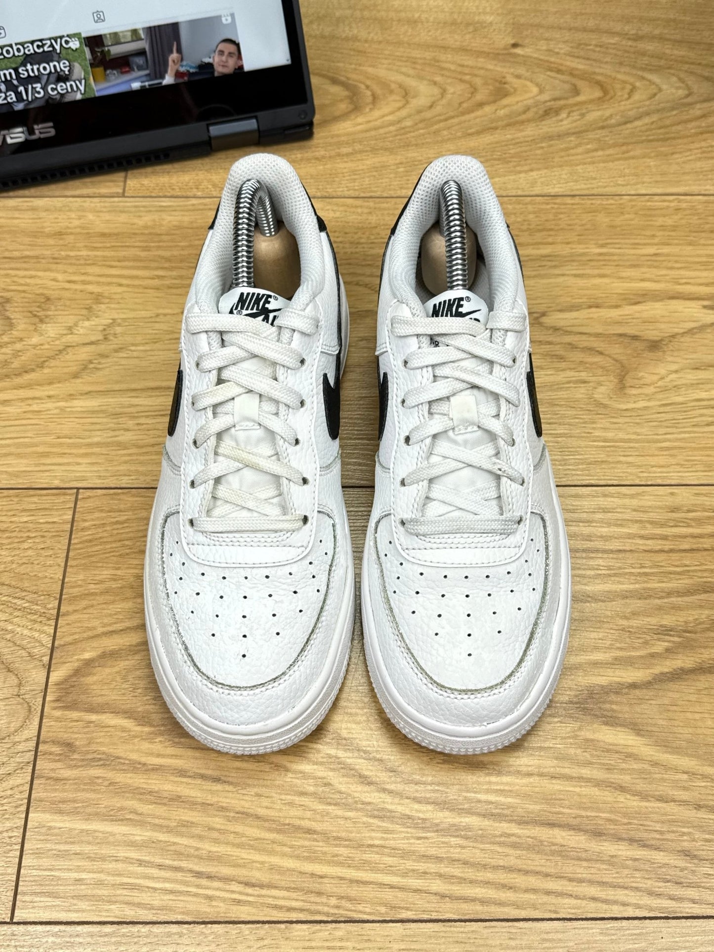 Nike Air Force 1 Low (37.5)