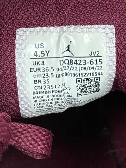 Nike Air Jordan 1 Mid (36.5)