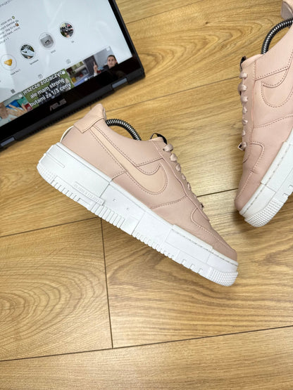Nike Air Force 1 Pixel (40)