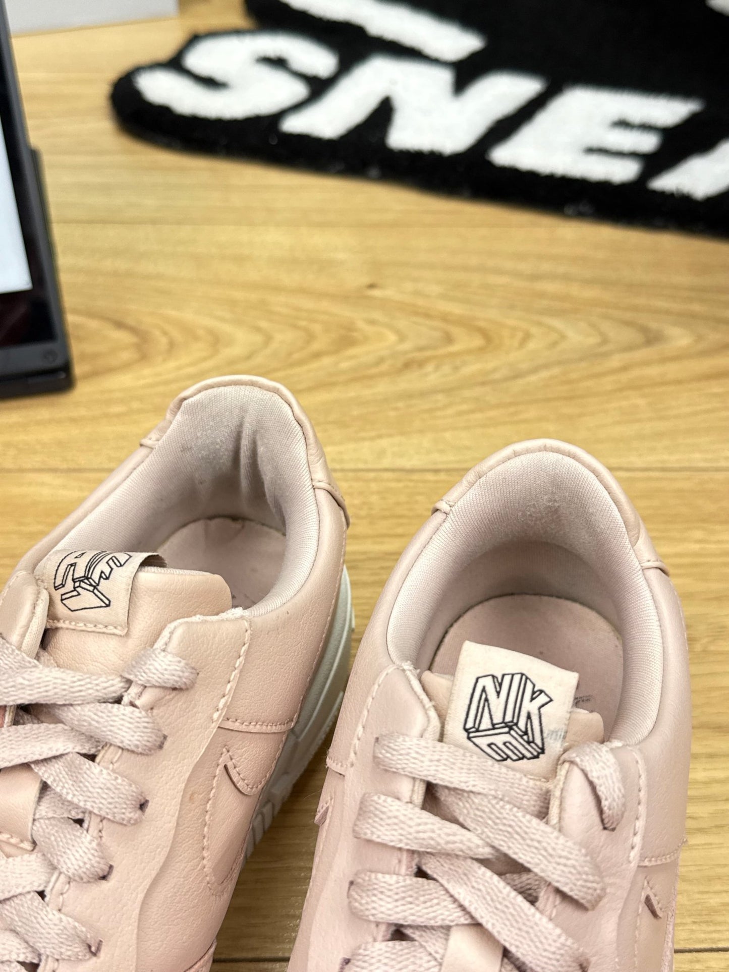 Nike Air Force 1 Pixel (40)