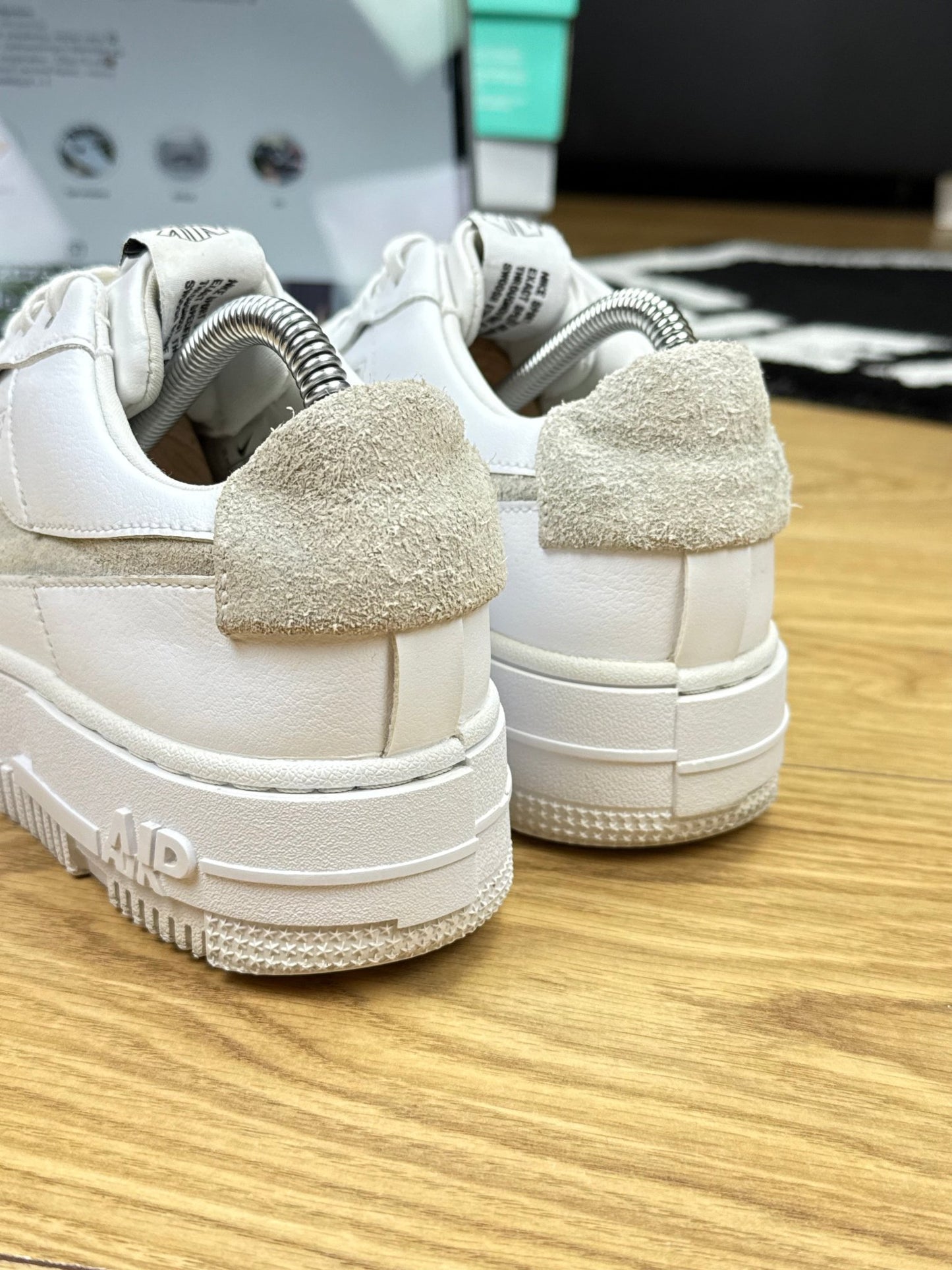 Nike Air Force 1 Pixel (39)