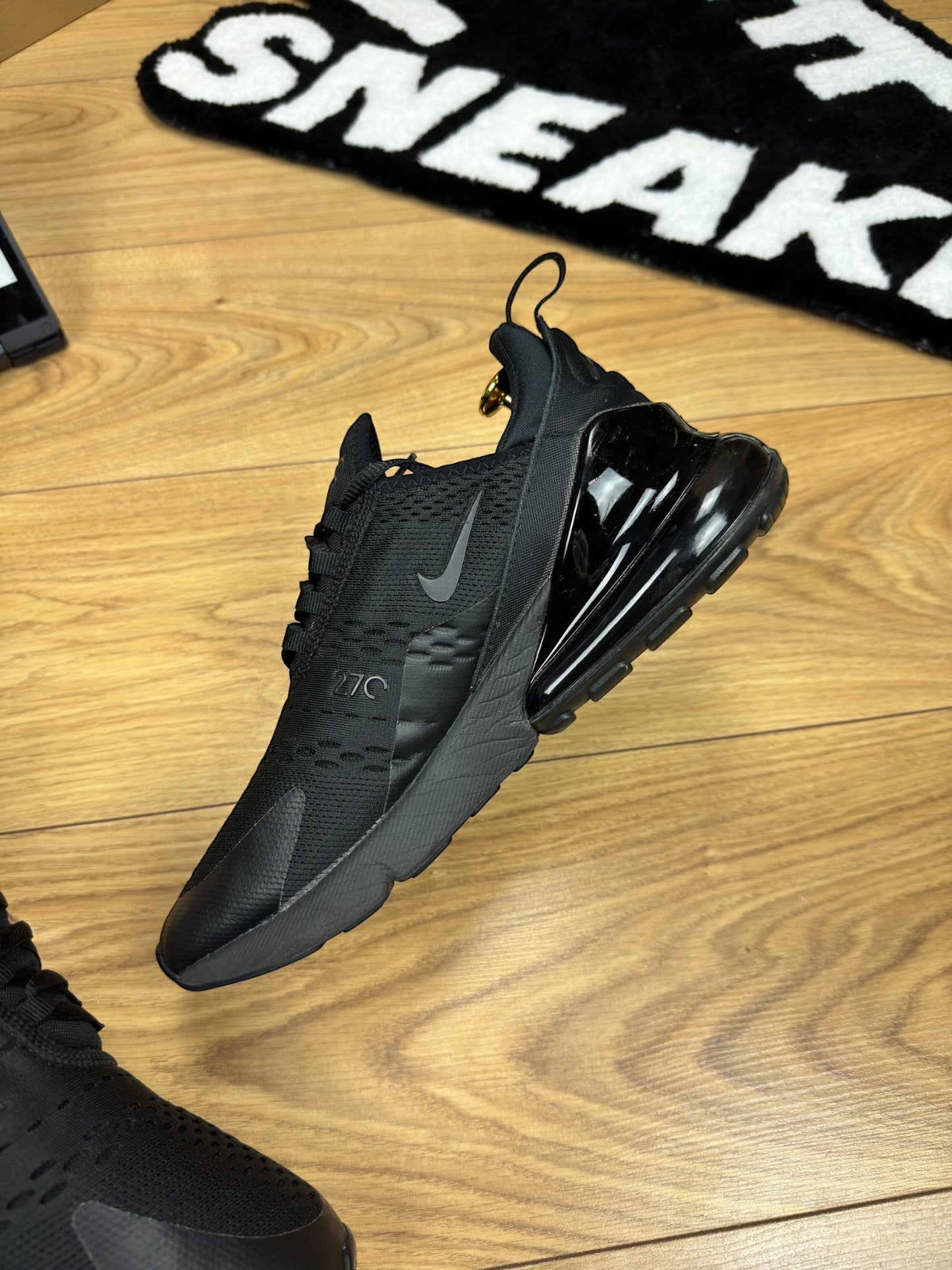 Nike Air Max 270 (42.5)