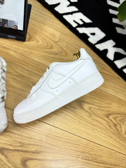 Nike Air Force 1 Low (38.5)