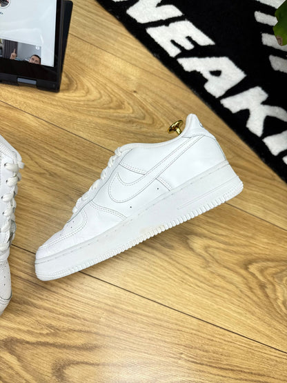 Nike Air Force 1 Low (38.5)