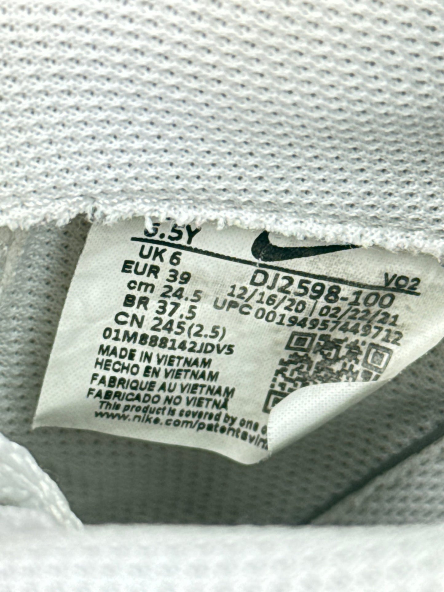 Nike Air Force 1 Low (39)