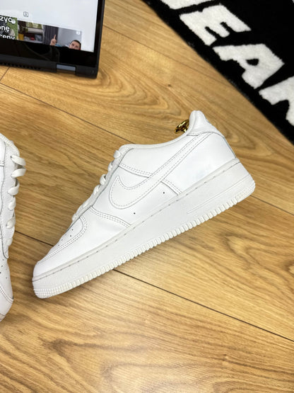 Nike Air Force 1 Low (40)
