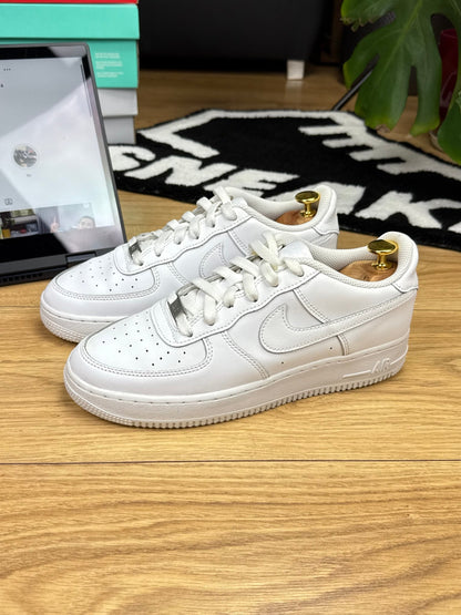 Nike Air Force 1 Low (40)