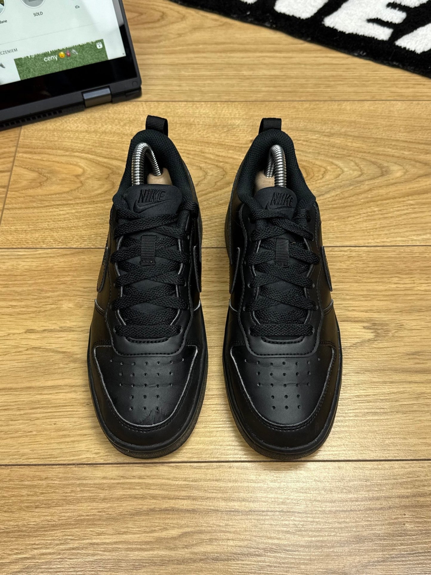 Nike Court Borough (36.5)