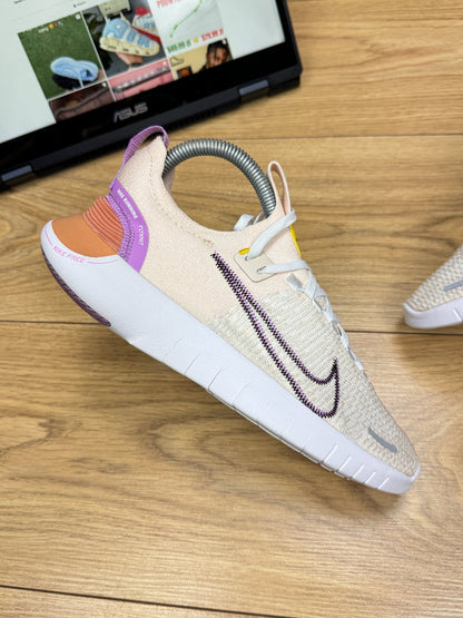 Nike Free Run Flyknit (38)