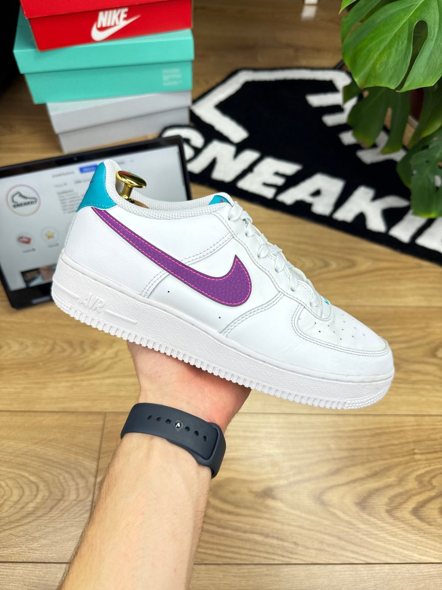 Nike Air Force 1 Low (40)