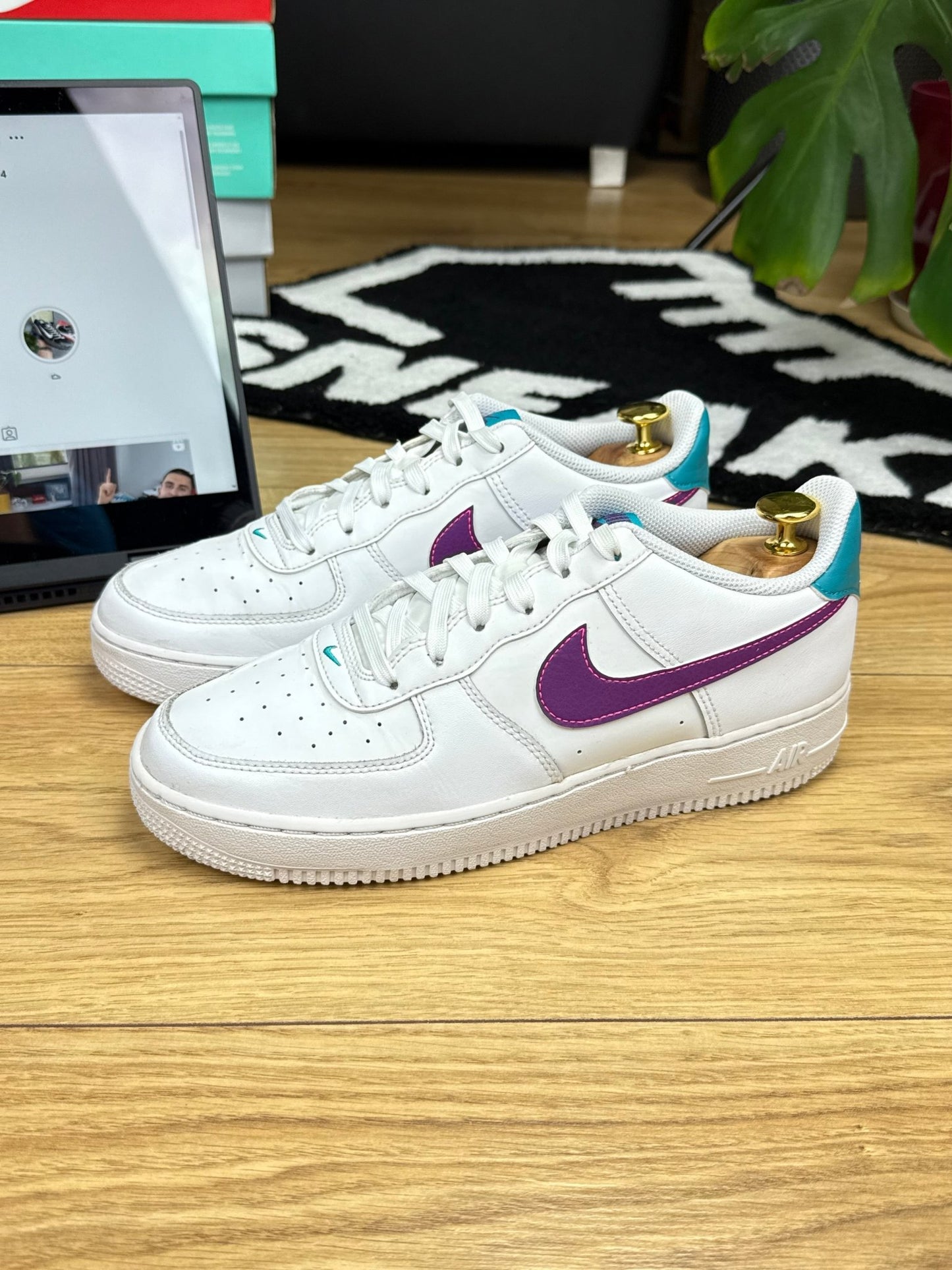 Nike Air Force 1 Low (40)