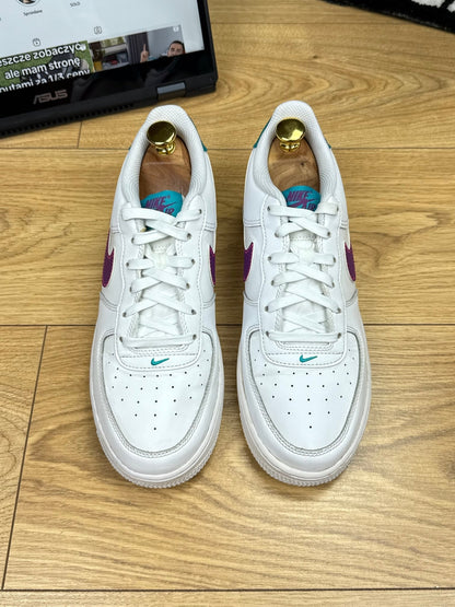 Nike Air Force 1 Low (40)
