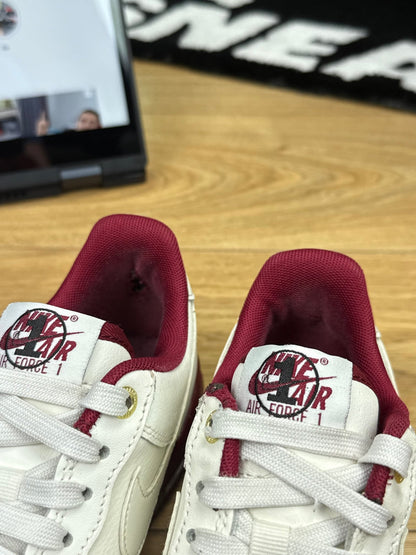 Nike Air Force 1 Low (37.5)
