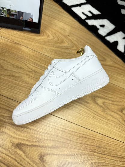 Nike Air Force 1 Low (38.5)