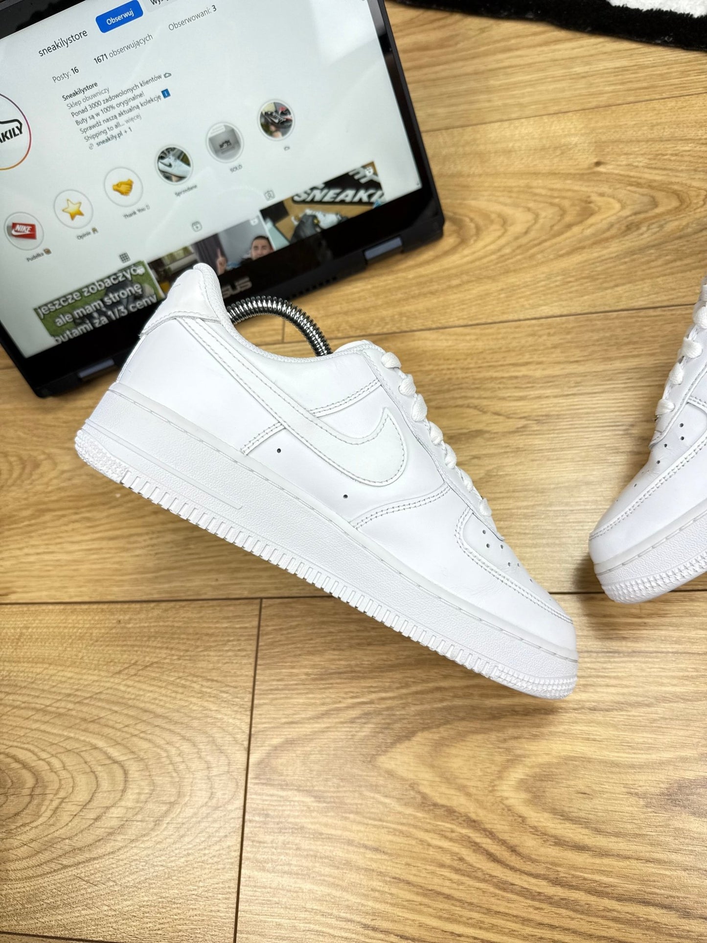 Nike Air Force 1 Low (40)