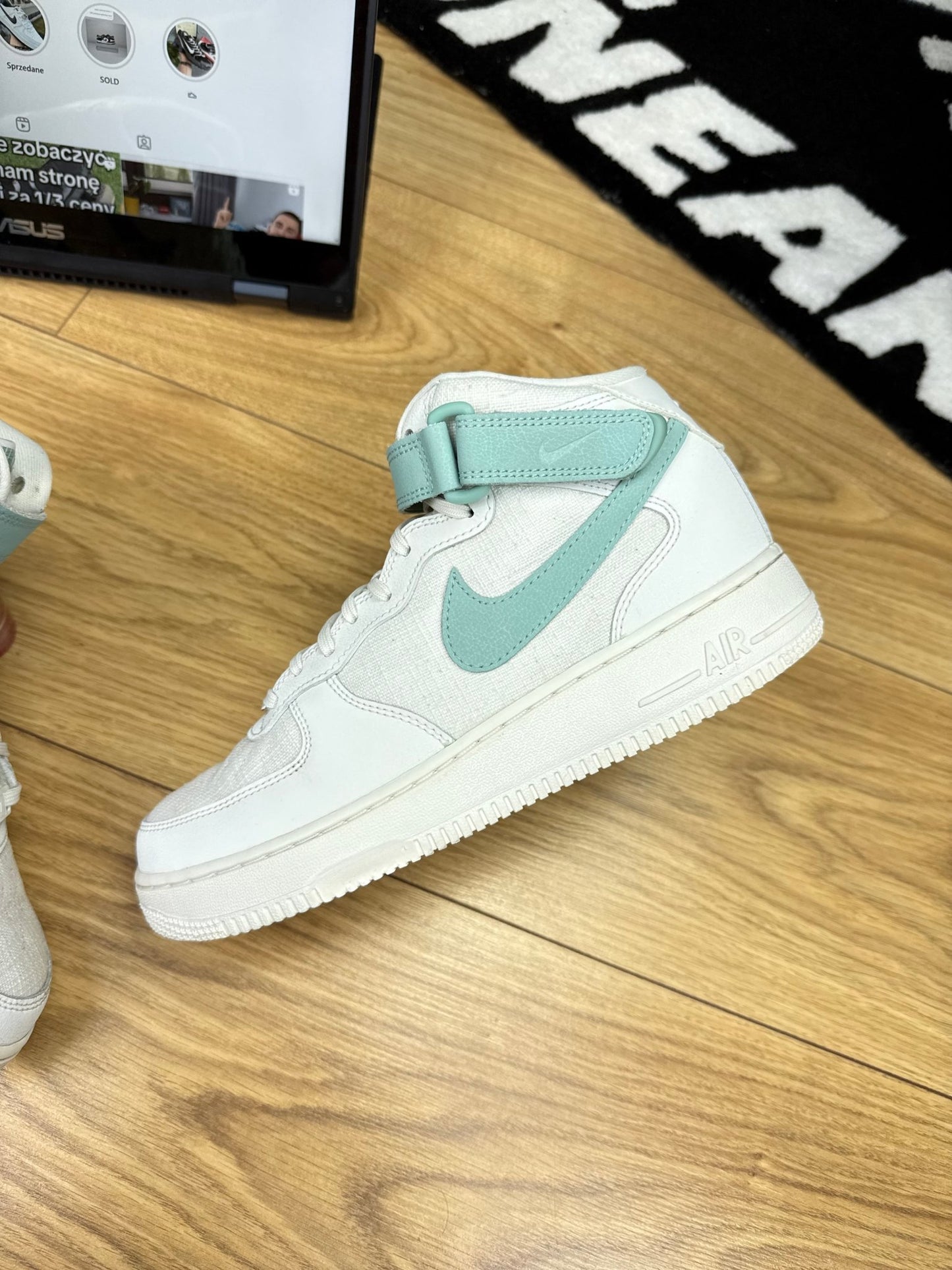 Nike Air Force 1 Mid (40)