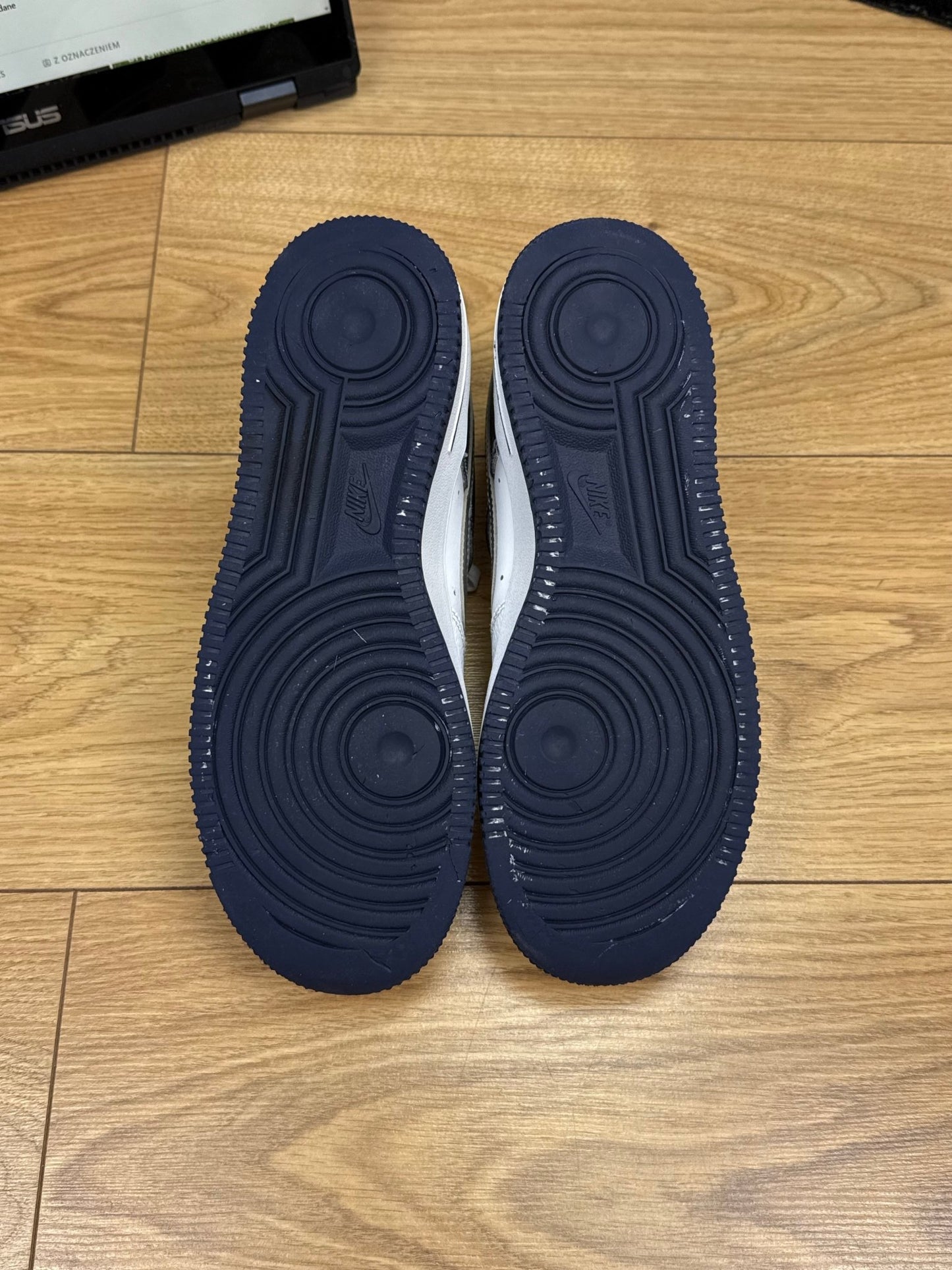 Nike Air Force 1 Low (38.5)