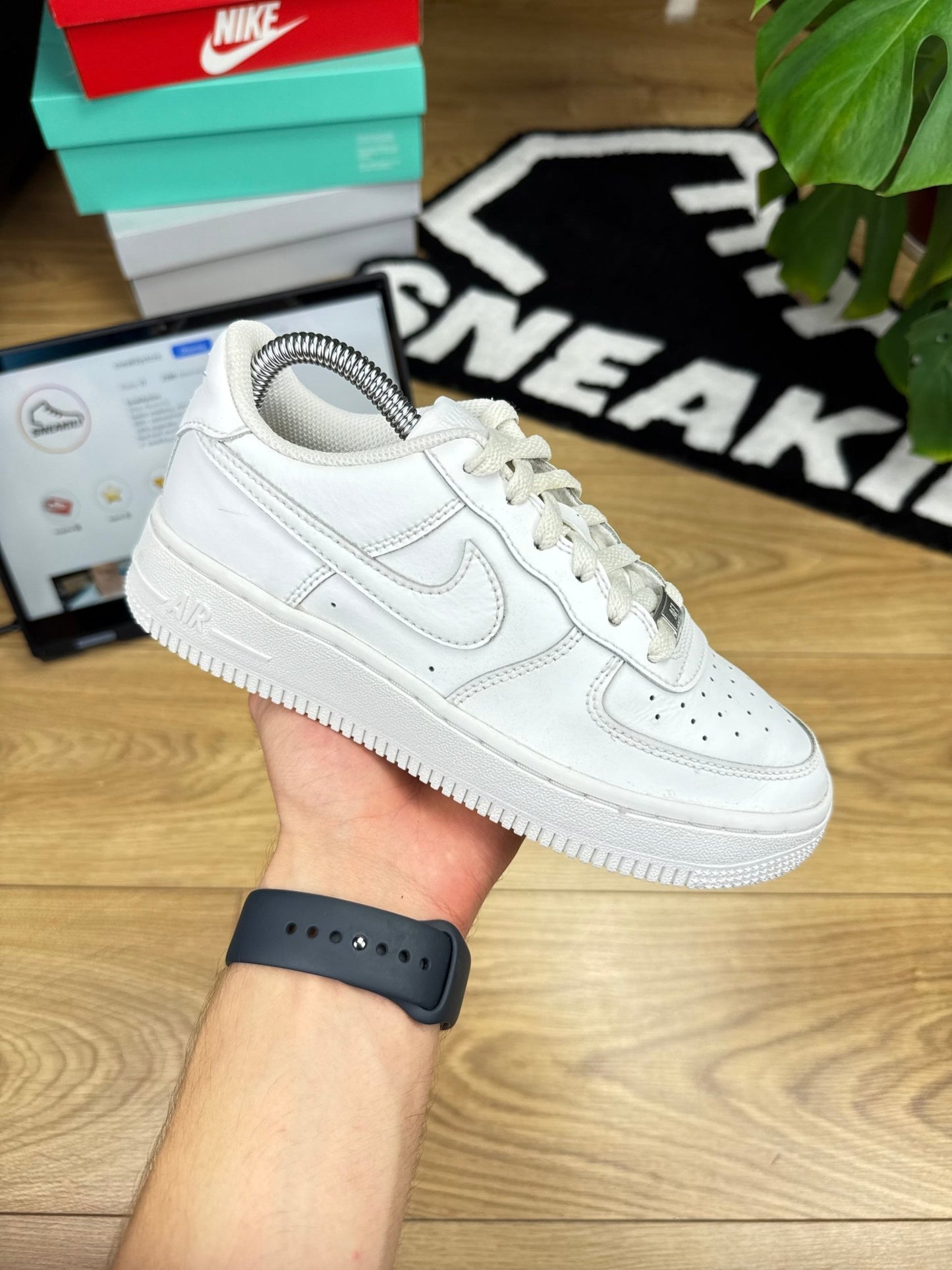 Nike Air Force 1 Low (35.5)