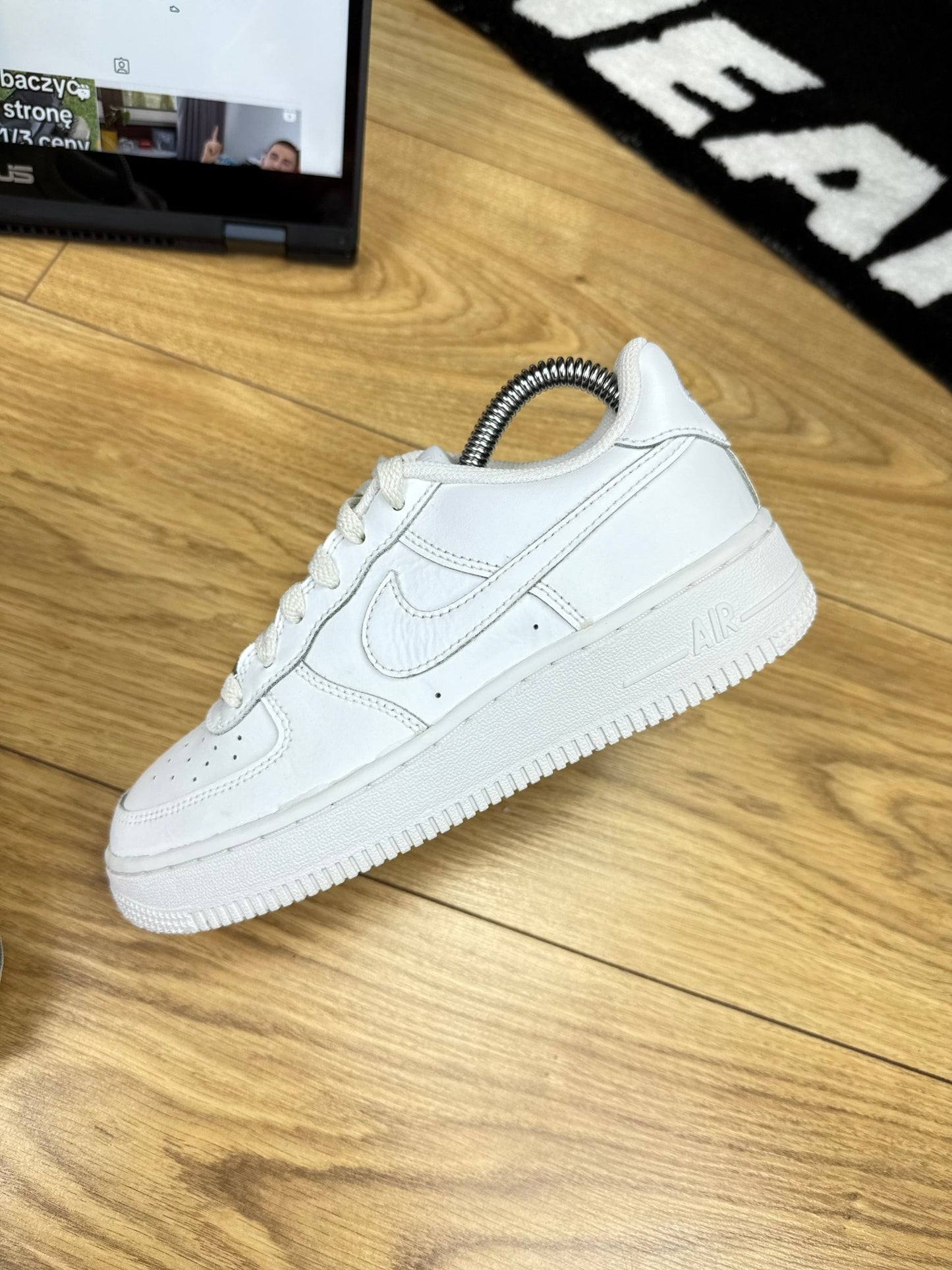 Nike Air Force 1 Low (35.5)