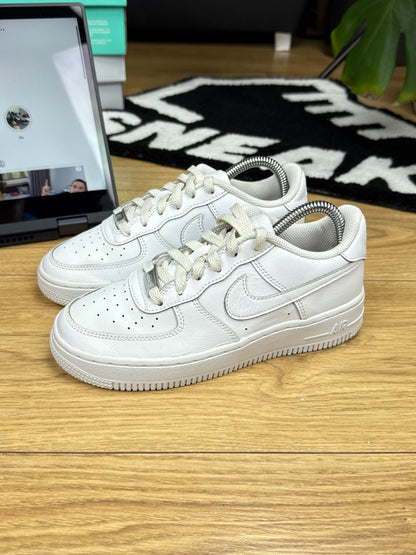 Nike Air Force 1 Low (35.5)