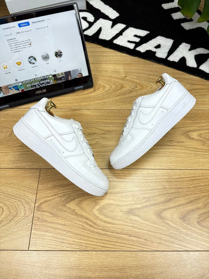Nike Air Force 1 Low (37.5)