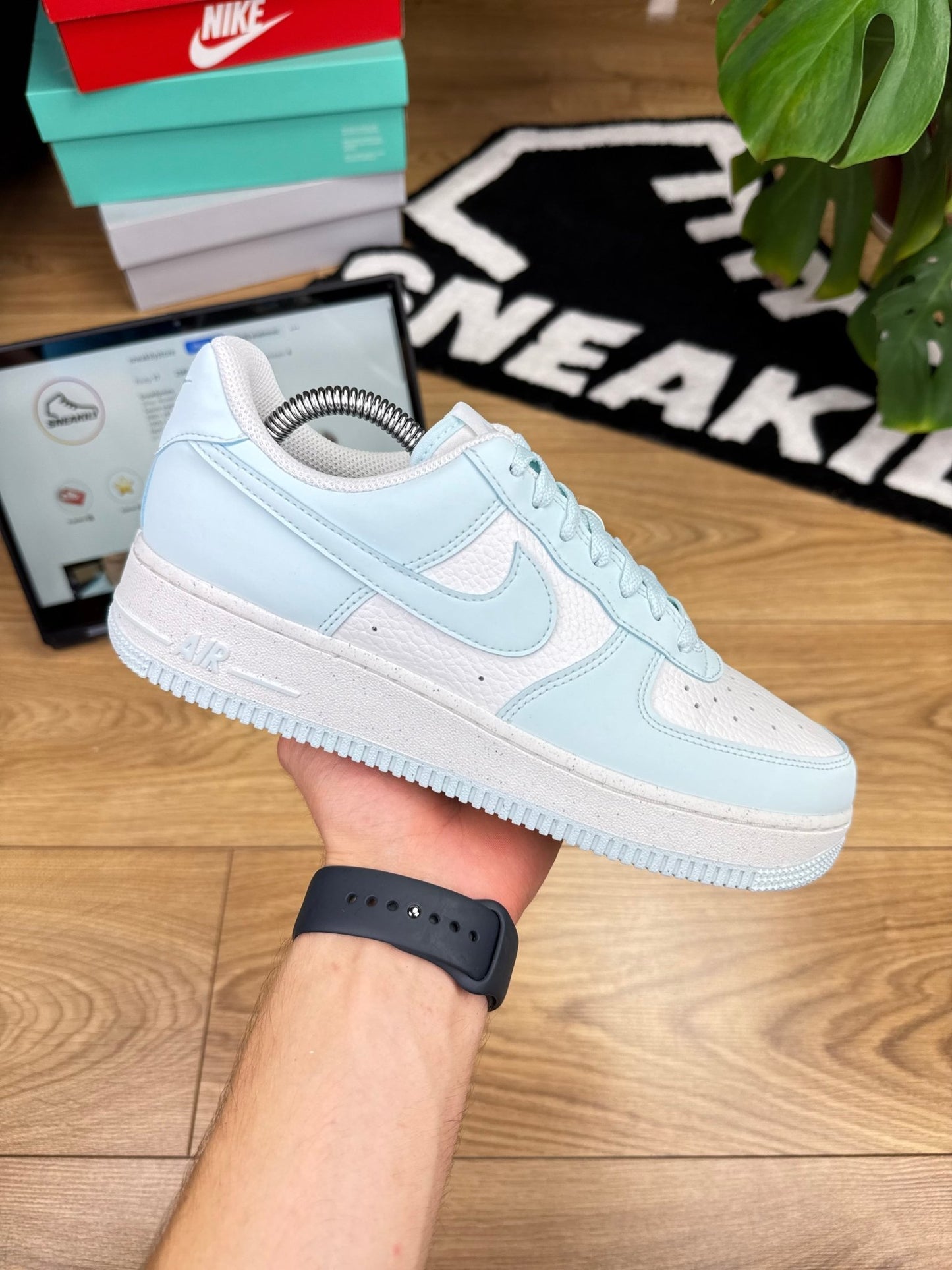 Nike Air Force 1 Low (40)