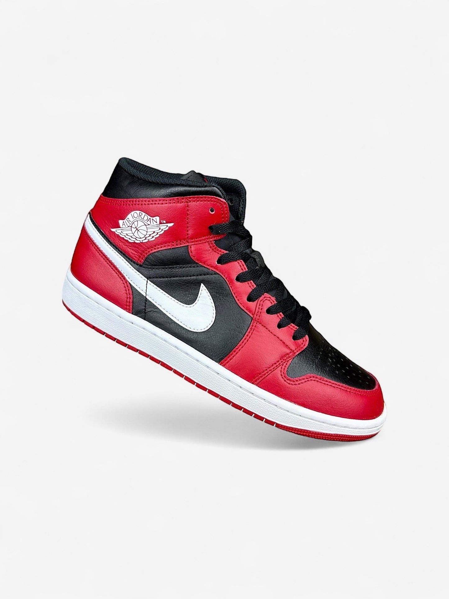 Nike Air Jordan 1 Mid (42.5)