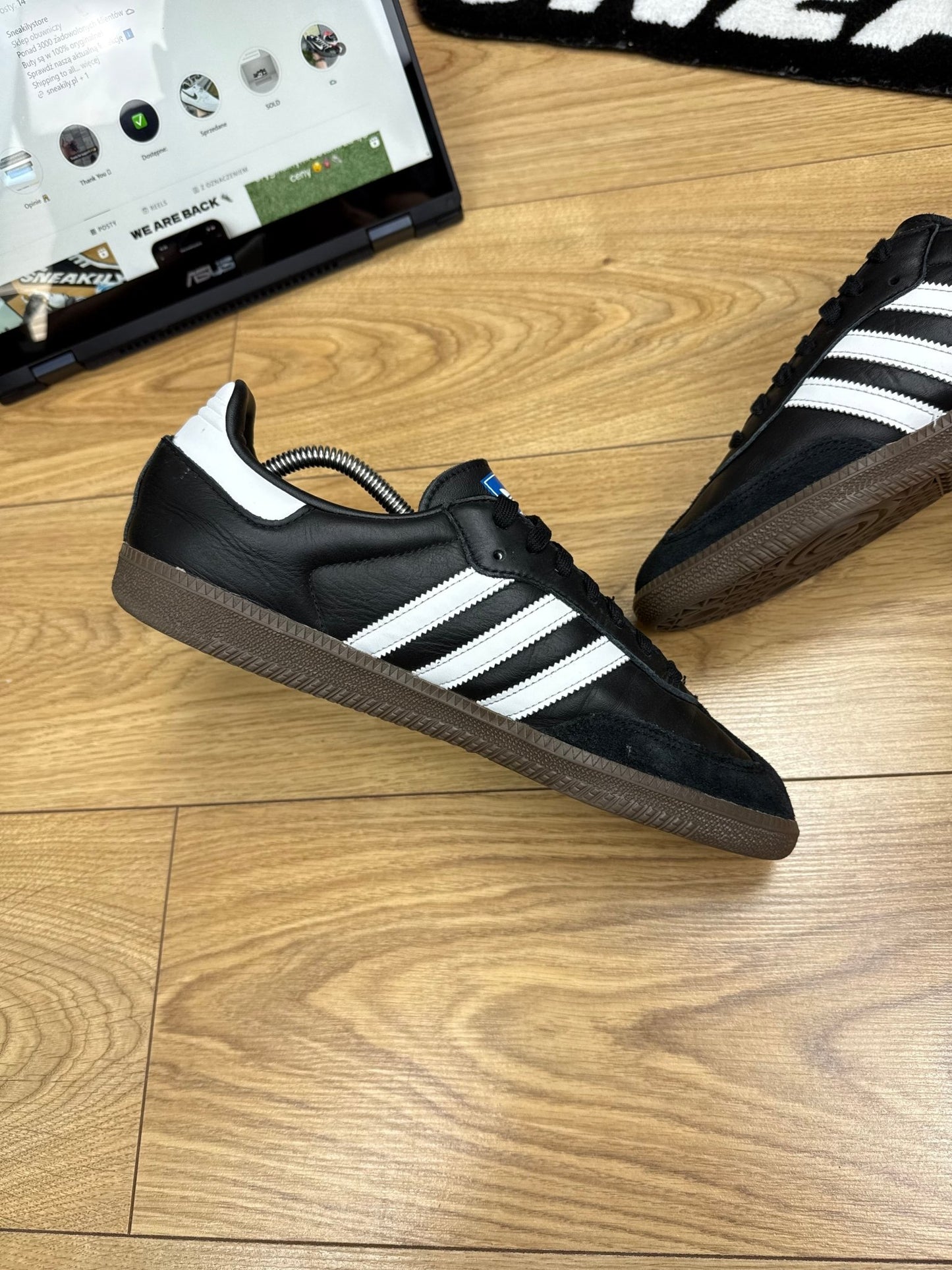 Adidas Samba (45 1/3)