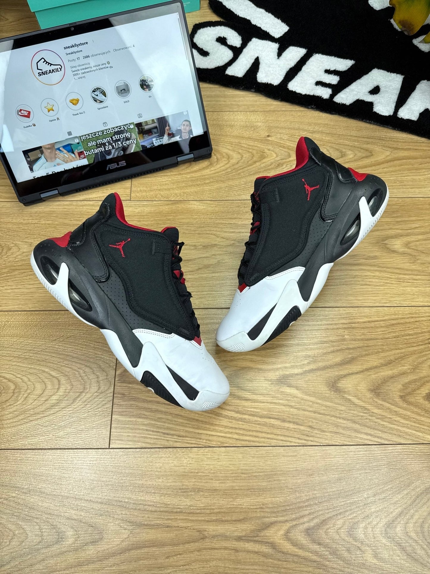 Nike Air Jordan Max Aura 4 (43)