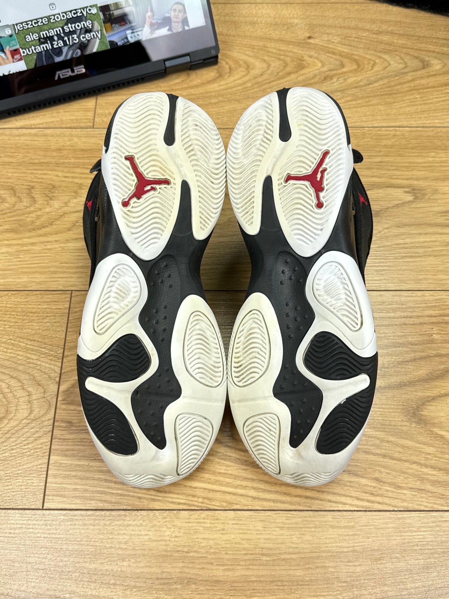 Nike Air Jordan Max Aura 4 (43)