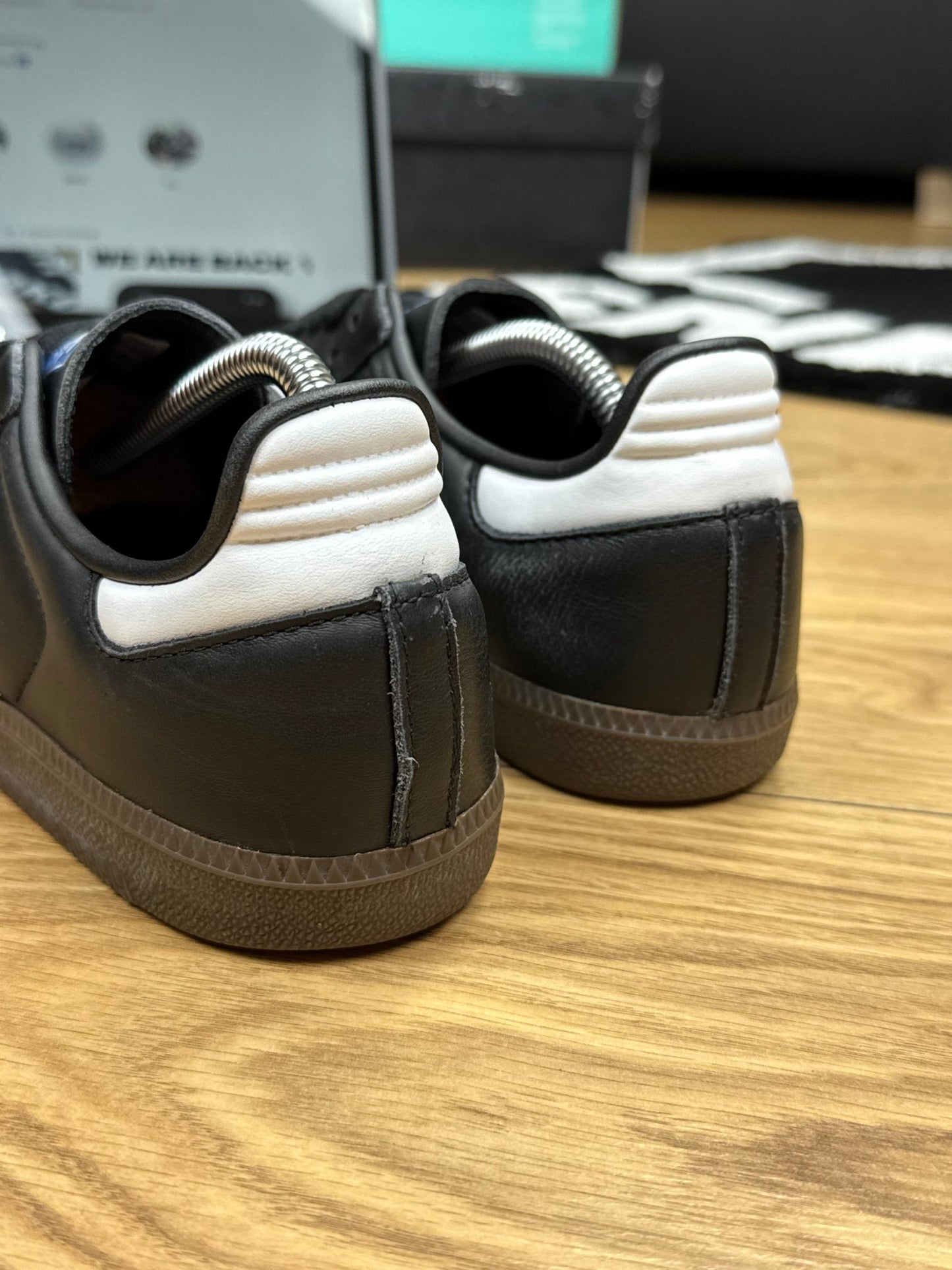 Adidas Samba (39 1/3)