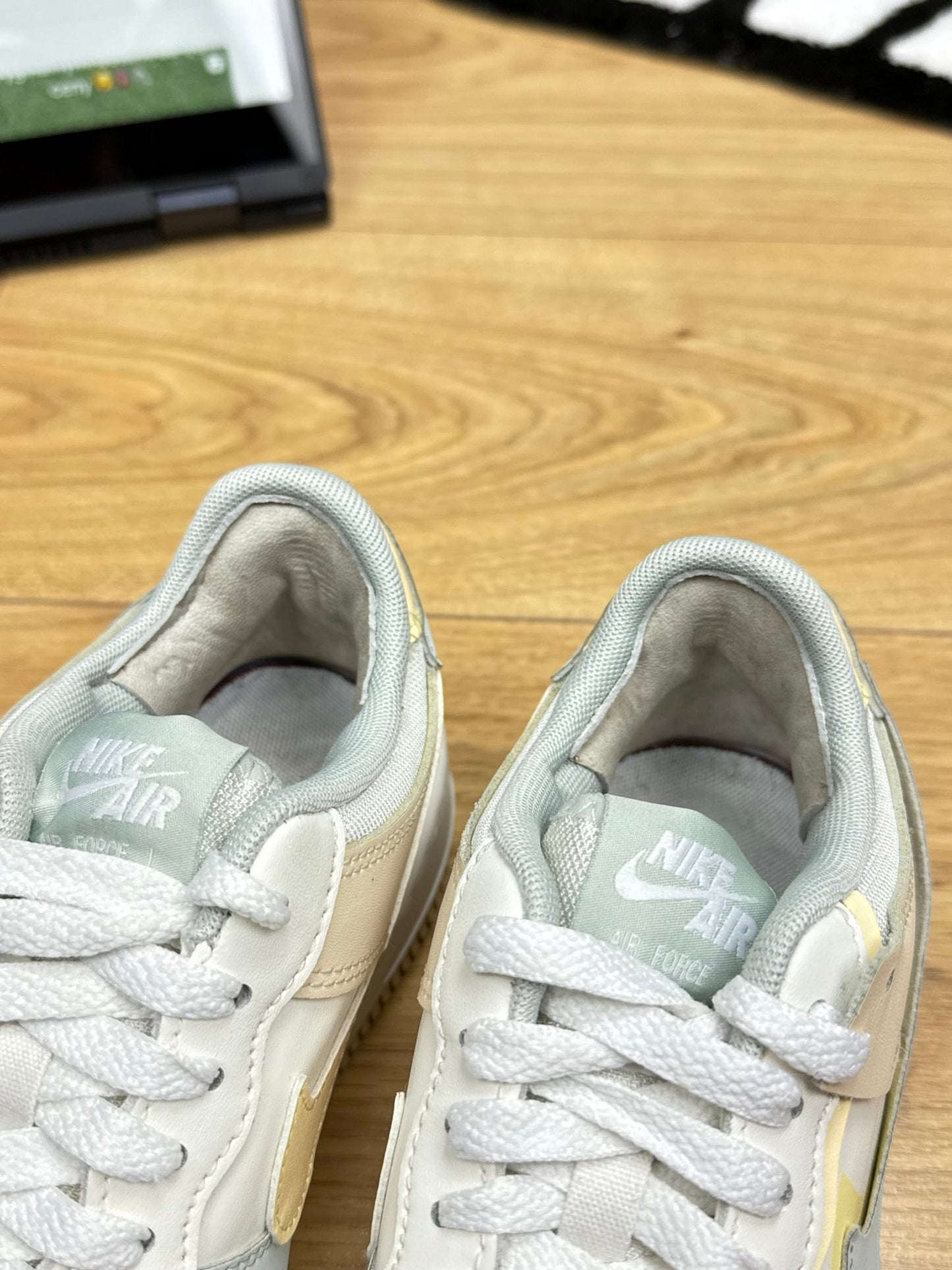 Nike Air Force 1 Low Shadow (36.5)